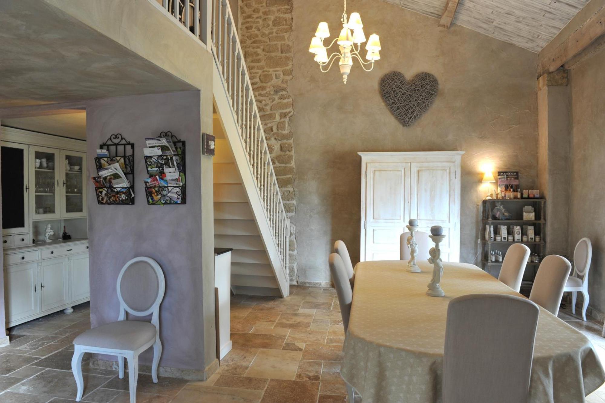 Le Mas Terre Des Anges Sarrians Exterior photo